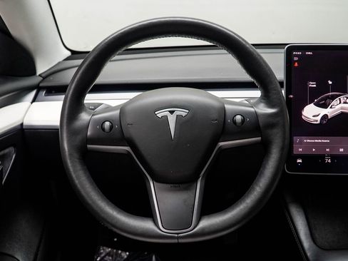 Used 2021 Tesla Model 3 Standard Range Plus image 15