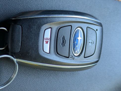 Used 2018 Subaru Crosstrek 2.0i Limited w/ Popular Package #3 image 32