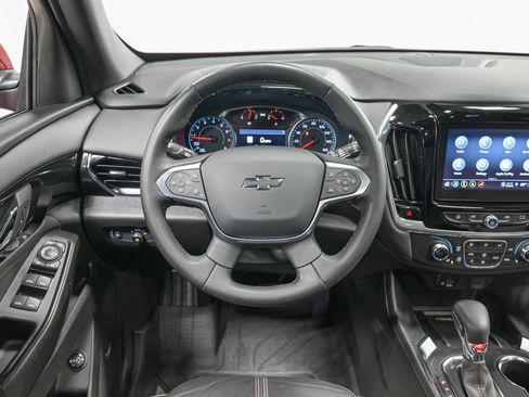 Used 2023 Chevrolet Traverse RS w/ LPO, Floor Liner Package image 17