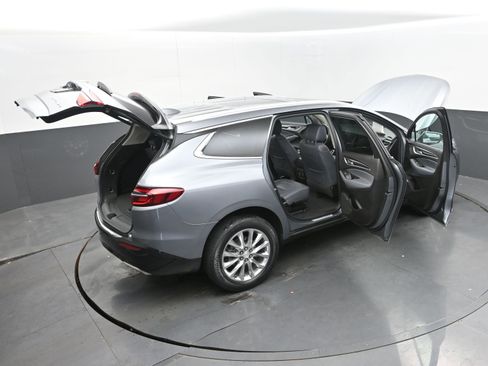 Used 2018 Buick Enclave Premium w/ Experience Buick Package image 42