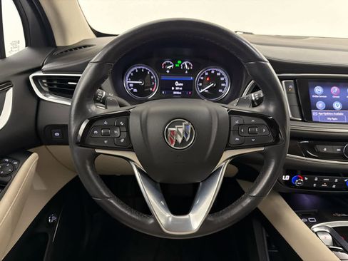Used 2023 Buick Enclave Essence FWD image 18