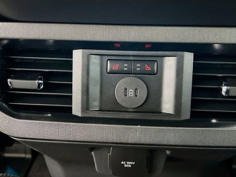 New 2026 Ford F350 Platinum image 30