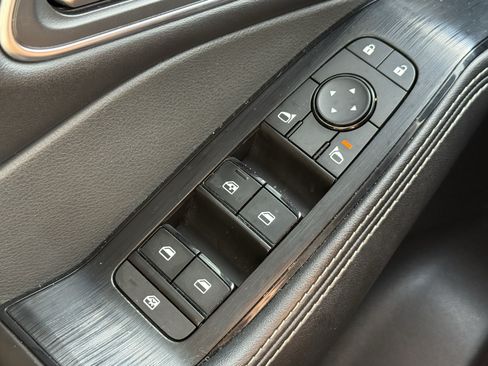 Used 2021 Nissan Rogue SV w/ Premium Package FWD image 26