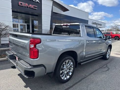 Used 2023 Chevrolet Silverado 1500 High Country AWD/4WD image 4