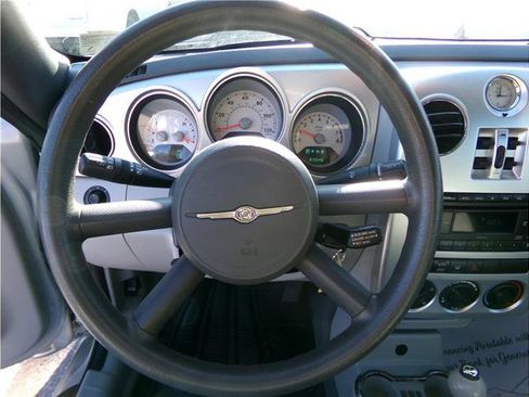 Used 2007 Chrysler PT Cruiser Convertible w/ Spring Special Group image 6