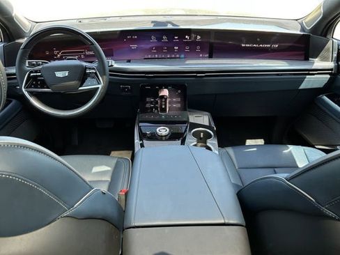 New 2025 Cadillac Escalade IQ Sport 2 image 12