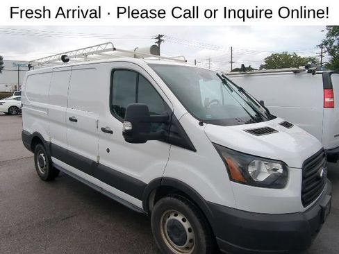 Used 2018 Ford Transit 250 130 Low Roof RWD image 1