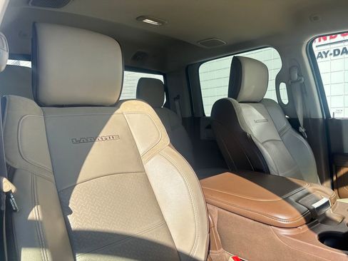 Used 2020 RAM 2500 Laramie w/ Protection Group image 17