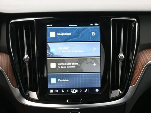 Used 2025 Volvo S60 B5 Plus image 13