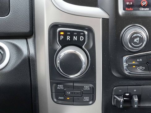 Used 2018 RAM 1500 Big Horn AWD/4WD image 32