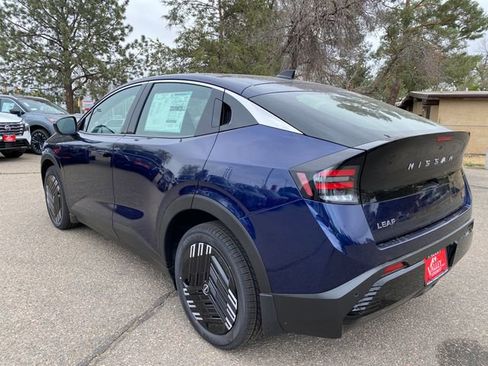 New 2026 Nissan Leaf image 3