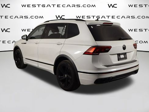 Used 2023 Volkswagen Tiguan SE R-Line FWD image 43