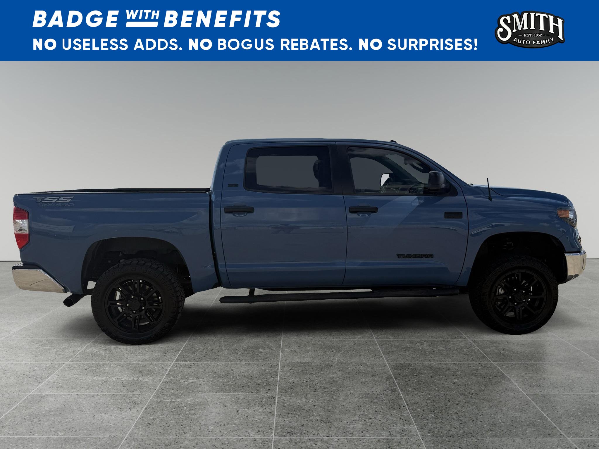 Used 2019 Toyota Tundra SR5 w/ SR5 Upgrade Package AWD/4WD image 3