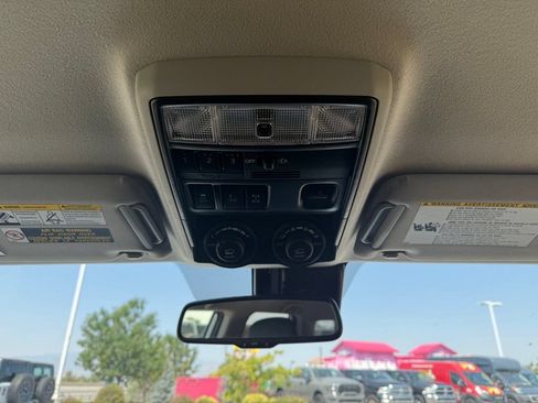 Used 2024 Toyota 4Runner TRD Off-Road Premium AWD/4WD image 18