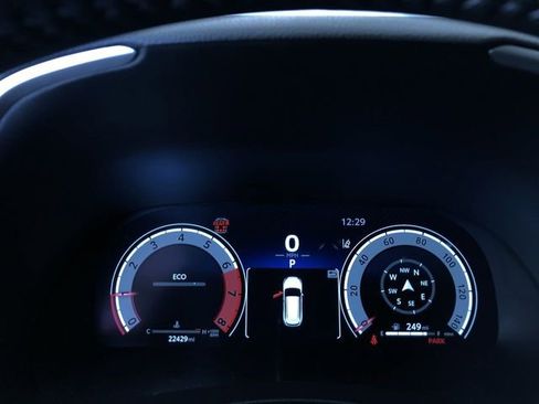 Used 2025 Toyota Highlander XSE image 31