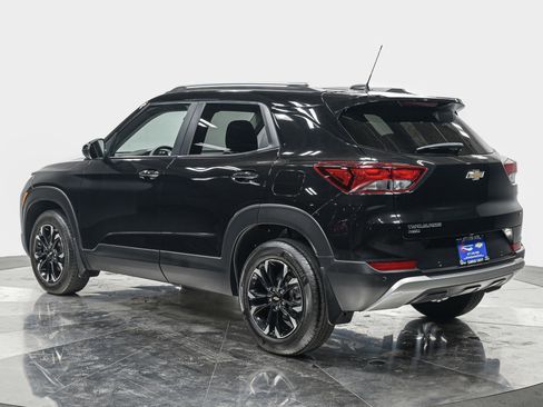 Used 2022 Chevrolet TrailBlazer LT w/ Convenience Package image 4