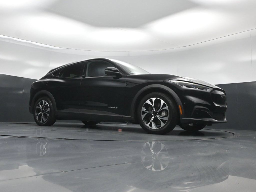 Used 2024 Ford Mustang Mach-E Select RWD image 3