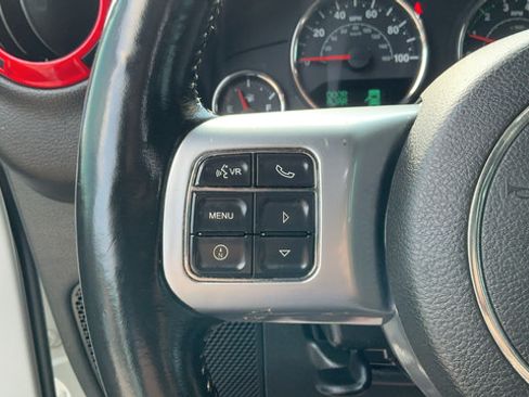 Used 2015 Jeep Wrangler Unlimited Sport AWD/4WD image 11