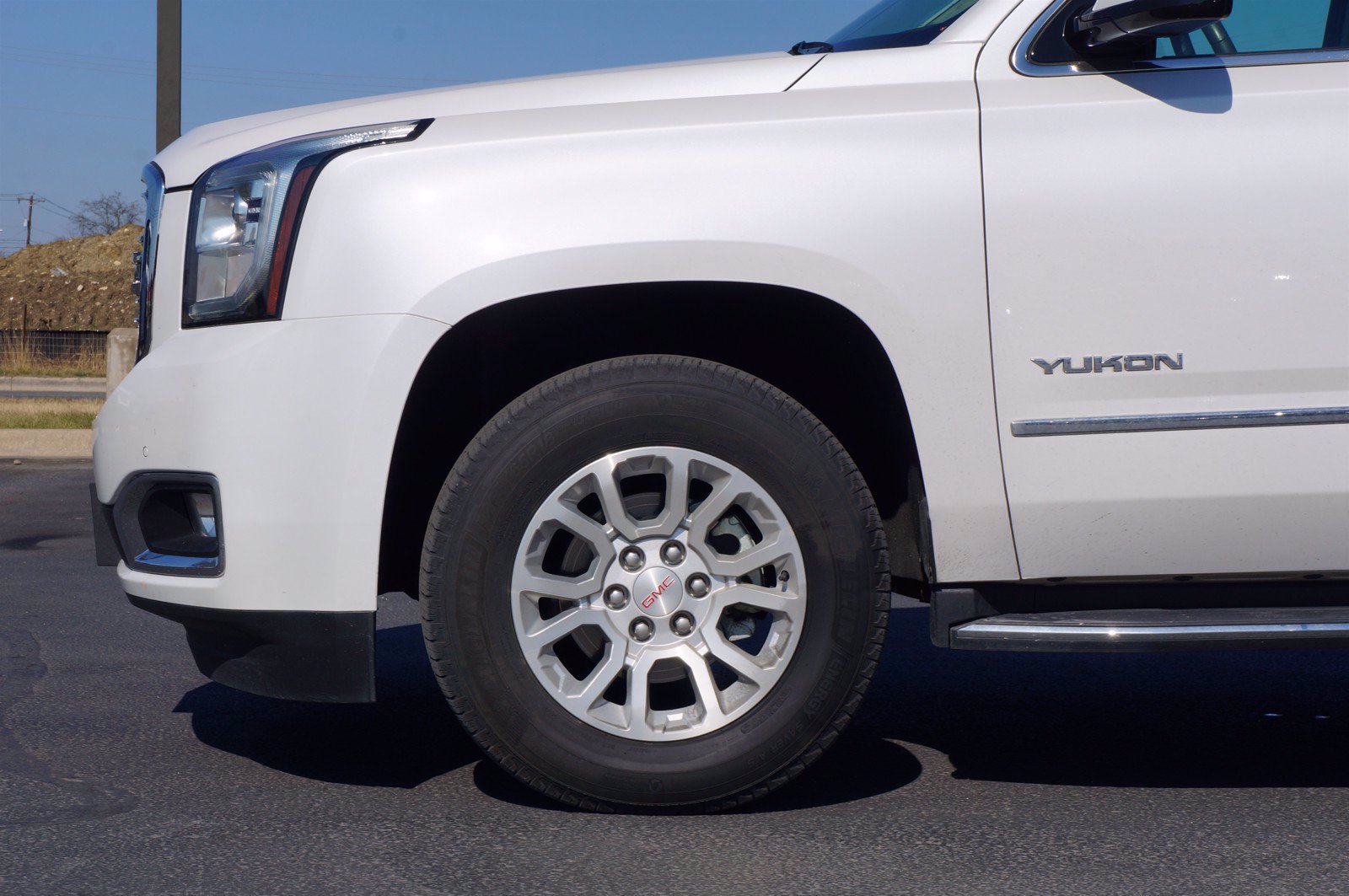 Used 2019 GMC Yukon SLT RWD image 8