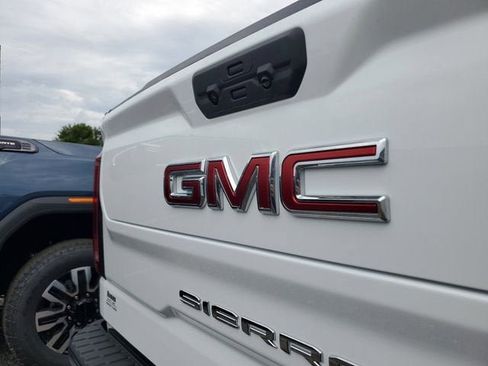 New 2026 GMC Sierra 1500 SLT w/ SLT Premium Package RWD image 7