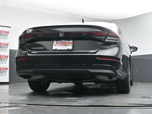 Used 2023 Honda Accord EX image 37