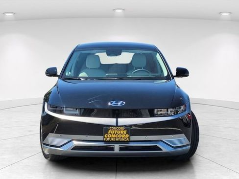 Certified 2024 Hyundai Ioniq 5 Limited AWD/4WD image 3