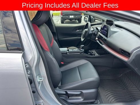 Used 2026 Toyota Prius Plug-In Hybrid FWD image 21