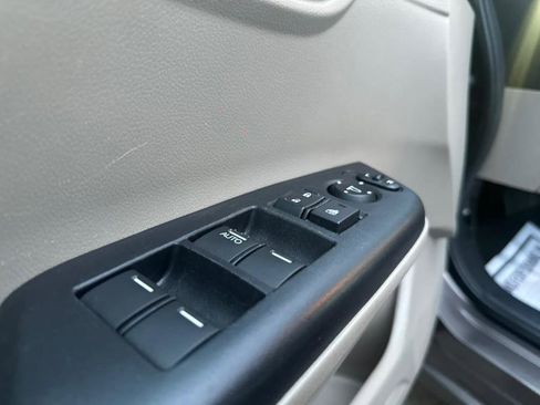 Used 2013 Honda Civic EX-L image 30