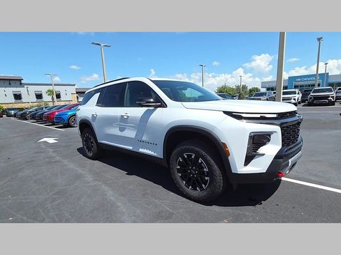 New 2026 Chevrolet Traverse Z71 w/ Driver Confidence Package AWD/4WD image 27