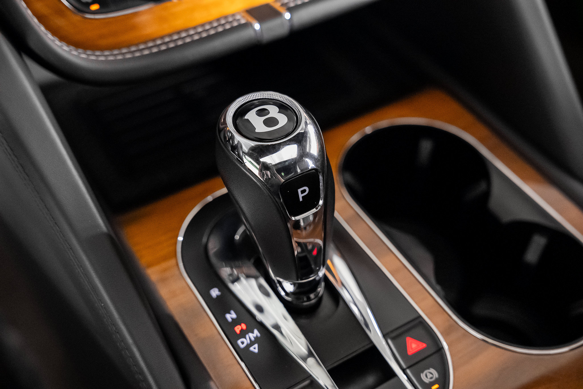 Used 2022 Bentley Bentayga AWD/4WD image 51