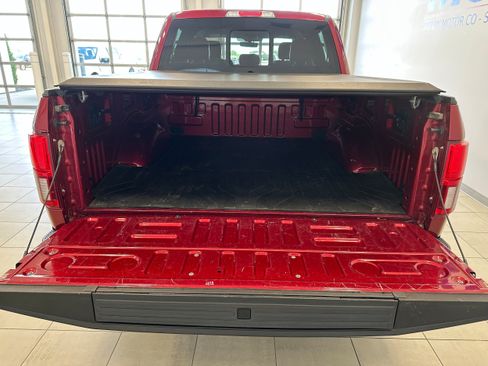 Used 2018 Ford F150 Platinum AWD/4WD image 7
