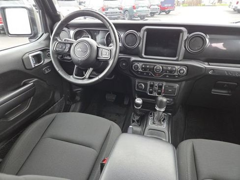 Used 2021 Jeep Wrangler Unlimited Sport AWD/4WD image 28