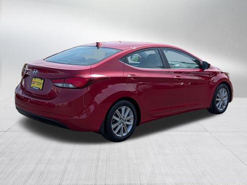 Used 2015 Hyundai Elantra SE w/ Option Group 03 FWD image 7