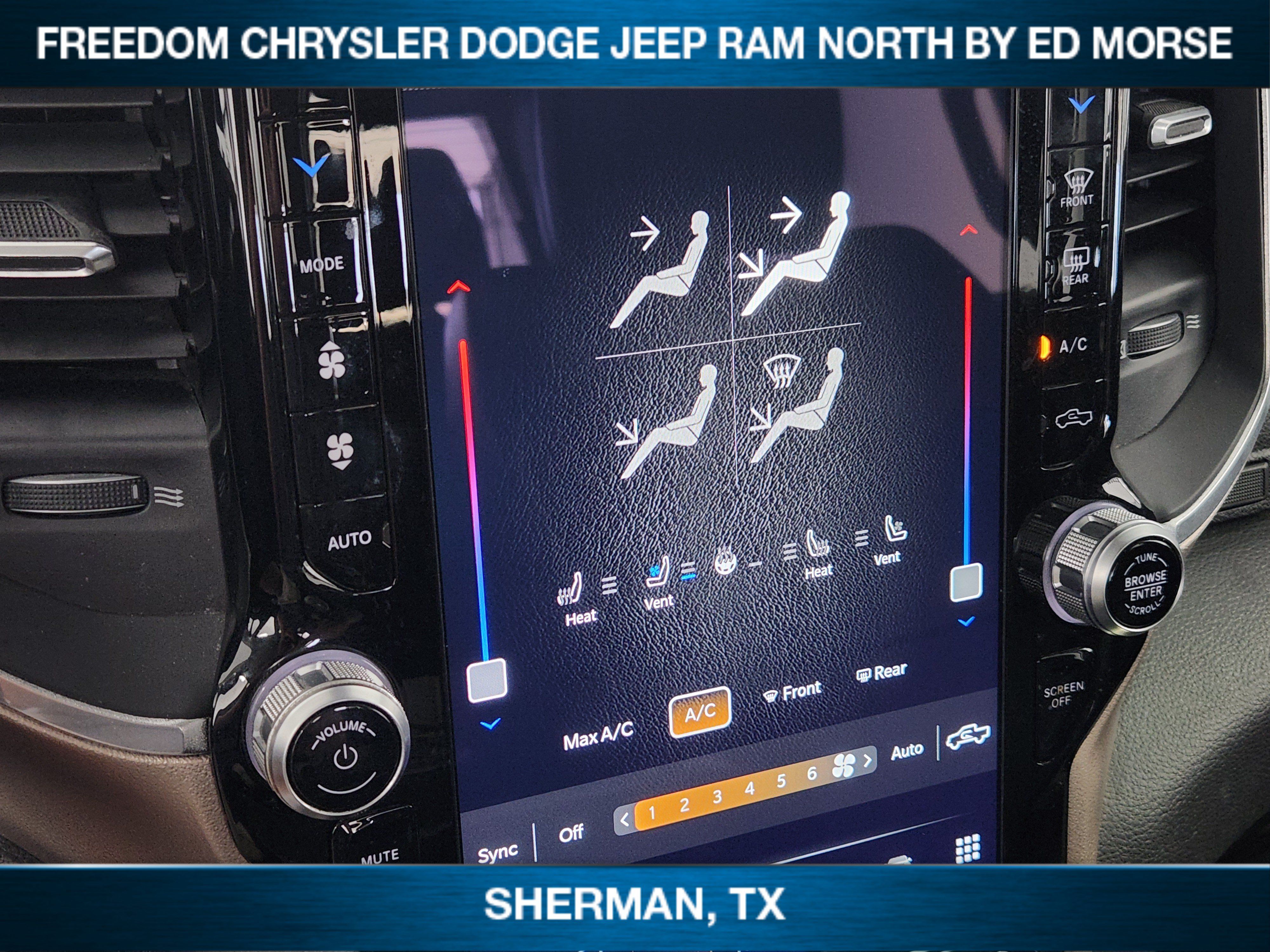 Used 2022 RAM 1500 Laramie AWD/4WD image 13