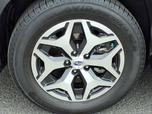 Used 2022 Subaru Forester Premium image 13