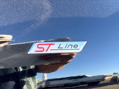 Used 2024 Ford Escape ST-Line image 18