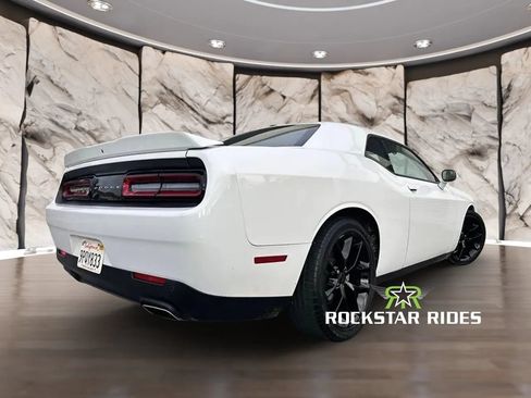 Used 2022 Dodge Challenger GT RWD image 10