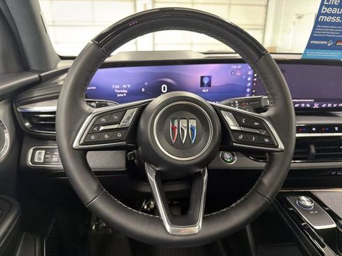 Certified 2026 Buick Enclave Avenir w/ Super Cruise Package AWD/4WD image 35