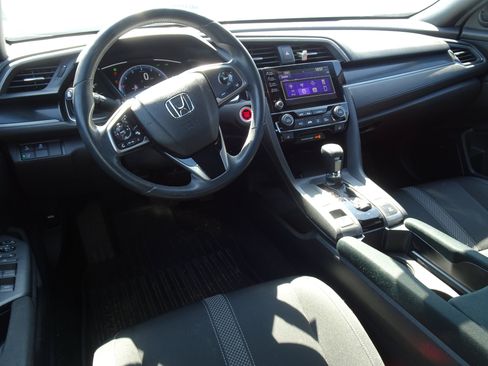 Used 2020 Honda Civic EX image 5
