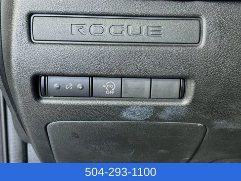 Used 2024 Nissan Rogue S AWD/4WD image 12