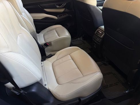 Used 2023 Subaru Ascent Limited AWD/4WD image 25