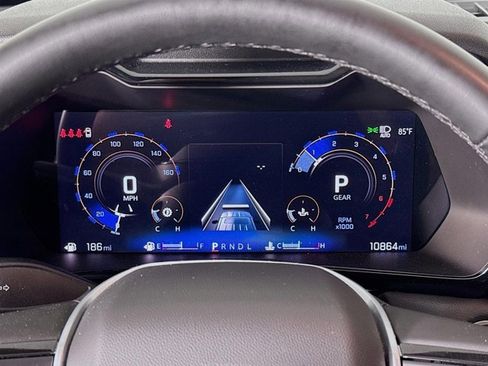 Used 2025 Chevrolet Colorado LT image 14