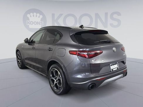 Used 2023 Alfa Romeo Stelvio Ti AWD/4WD image 4