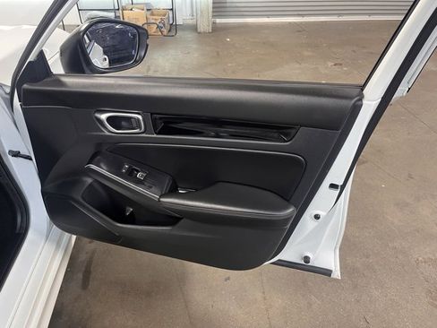 Used 2025 Honda Civic Sport Touring image 12