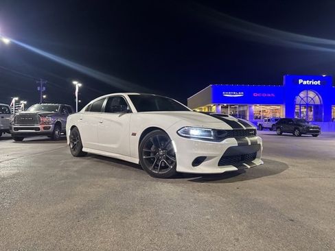 Used 2023 Dodge Charger Scat Pack w/ Plus Group image 2