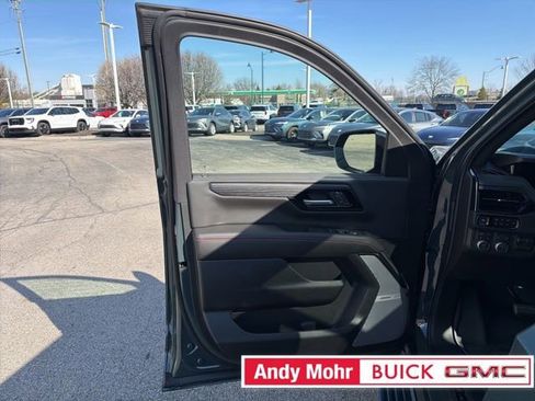 New 2026 GMC Yukon AT4 Ultimate w/ LPO, Floor Liner Package AWD/4WD image 28