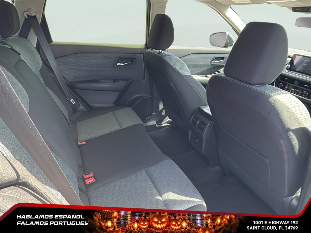 Used 2023 Nissan Rogue SV FWD image 27