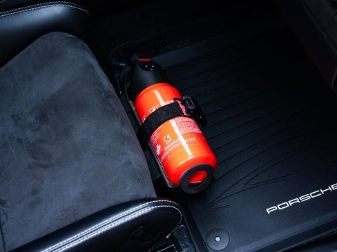 Used 2016 Porsche 911 GT3 RS image 39