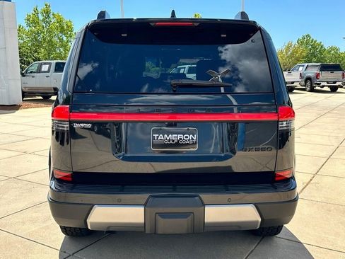 Used 2024 Lexus GX 550 image 3