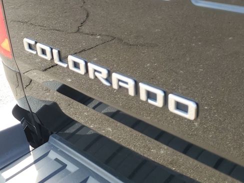 Used 2021 Chevrolet Colorado LT w/ LT Convenience Package image 32